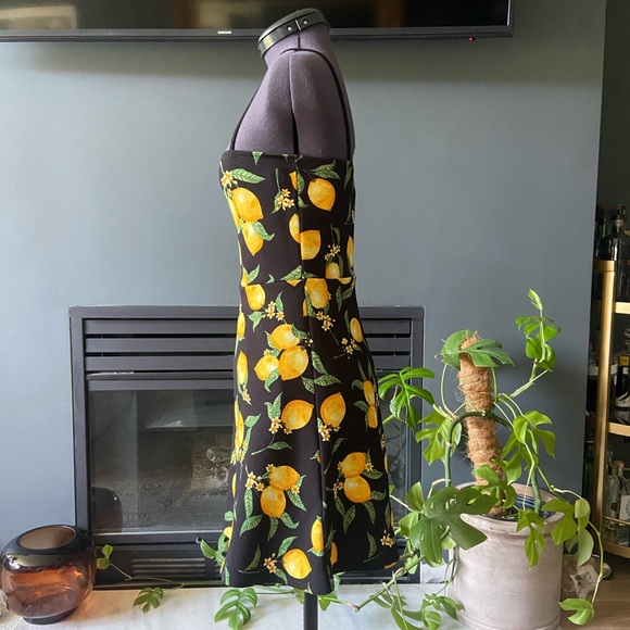 Lemons Summer dress - Picture 3 of 3